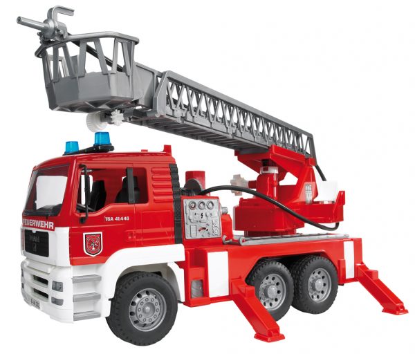 MAN brandweerwagen met ladder en waterpomp